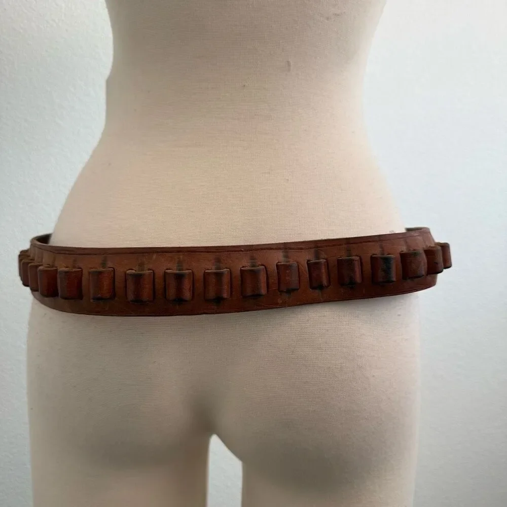 Vintage Brown Leather Bullet Circle Western Cowboy Belt 33”-36” Leather Southwes